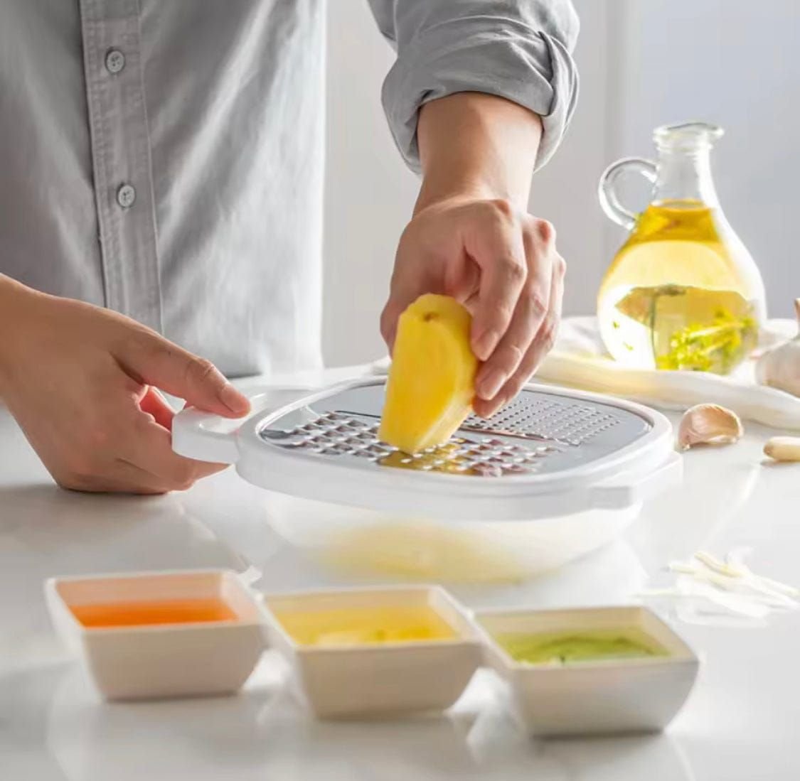 4-in-1 Multi-function Vegetable Grater with Storage Box - Image 2